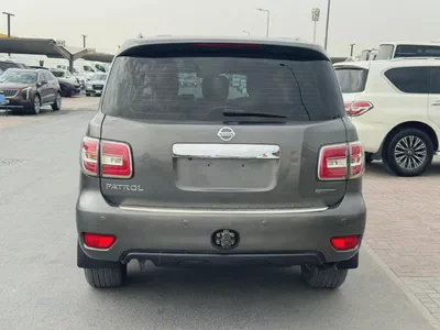 Nissan patrol 2015 Gary color fullopshin GCC calen cR-3