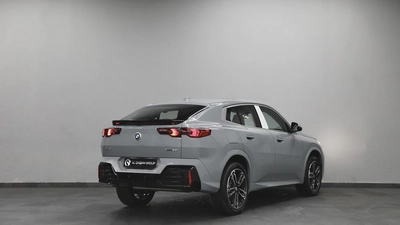 BMW X2-9