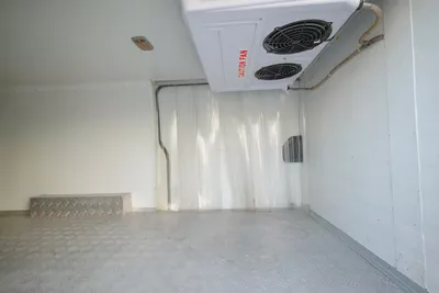 Hiace Standard Roof | Chiller Van | GCC Specs | Ref#T26310-7