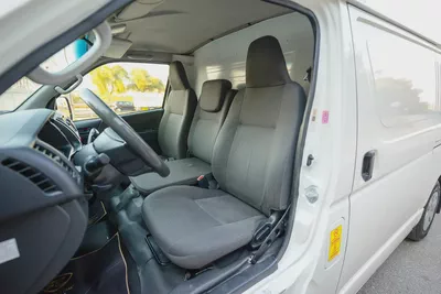 Hiace Standard Roof | Chiller Van | GCC Specs | Ref#T26310-8