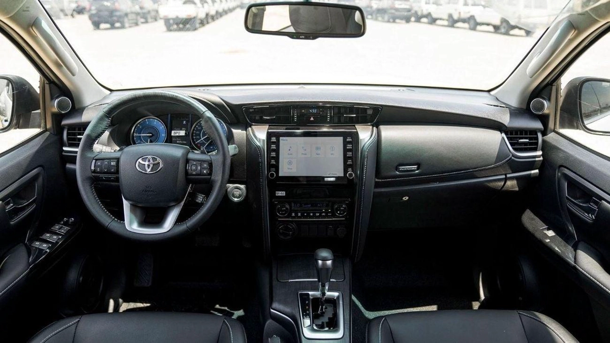 Toyota Fortuner Toyota Fortuner 2.8L Diesel Full Option 2024-12-0
