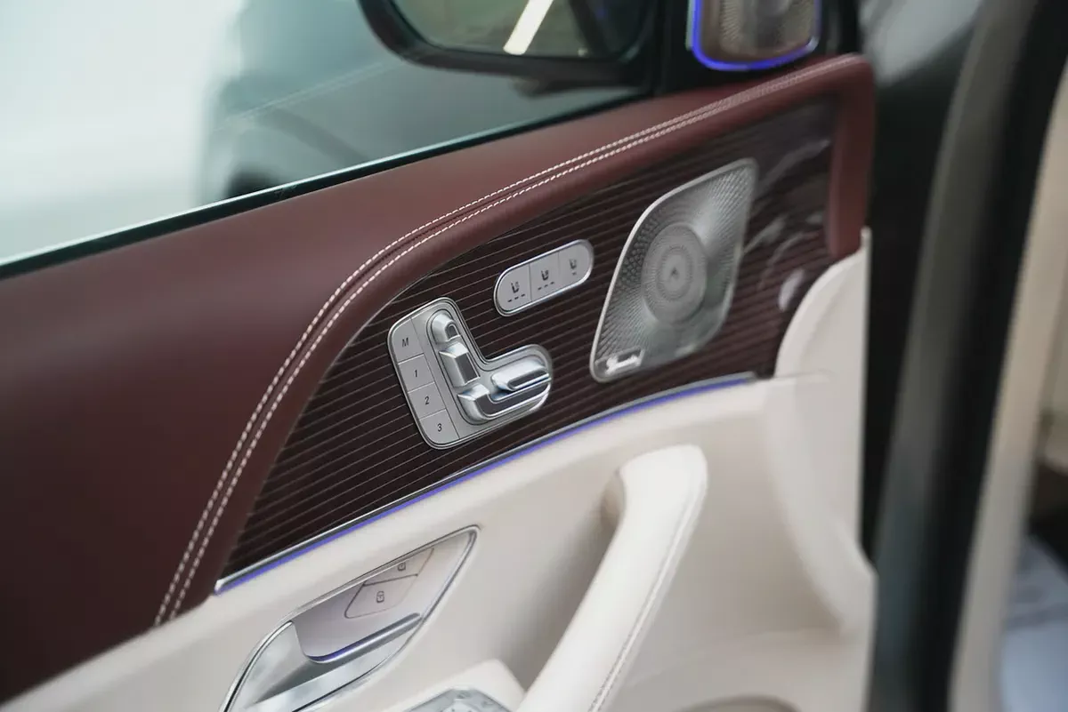 2023 Mercedes-Maybach GLS-Class GLS 600 with Warranty and service contract-10-10