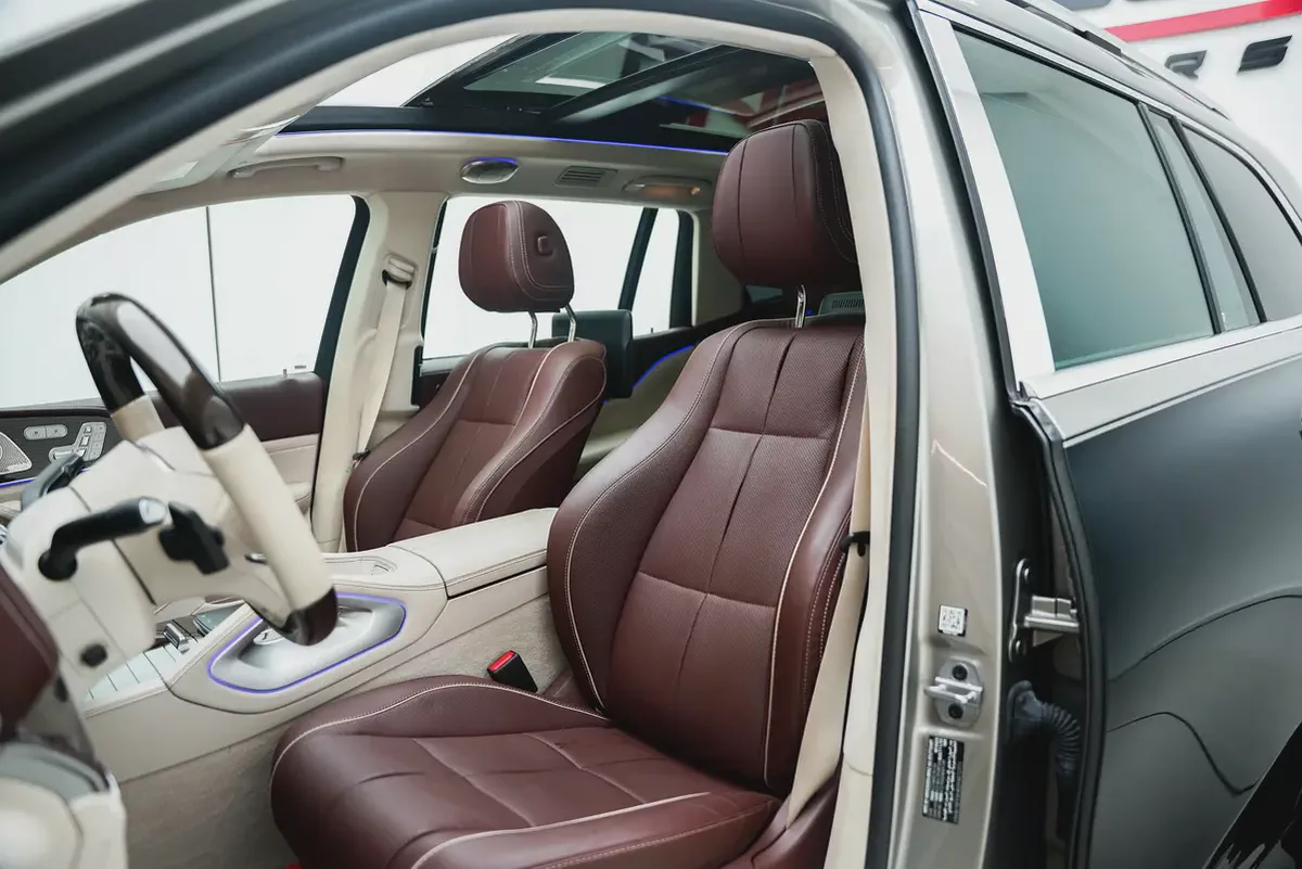 2023 Mercedes-Maybach GLS-Class GLS 600 with Warranty and service contract-8-8