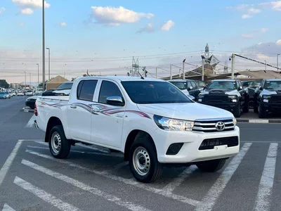 Toyota Hilux GLX 2022 Toyota Hilux 2.7L V4 - 4x4 AWD Original Paint - GCC - Patrol Automatic-0