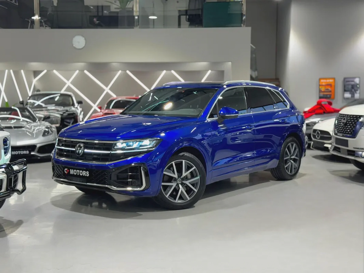 Volkswagen Touareg R-Line | 2024 | GCC Specs | Full Option | Low Mileage