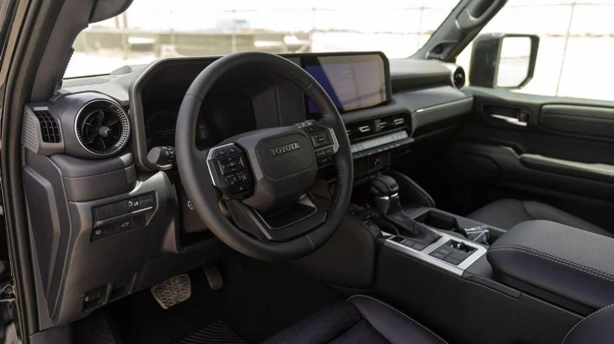 Toyota Prado VXR FULL OPTION DIESEL-12-0