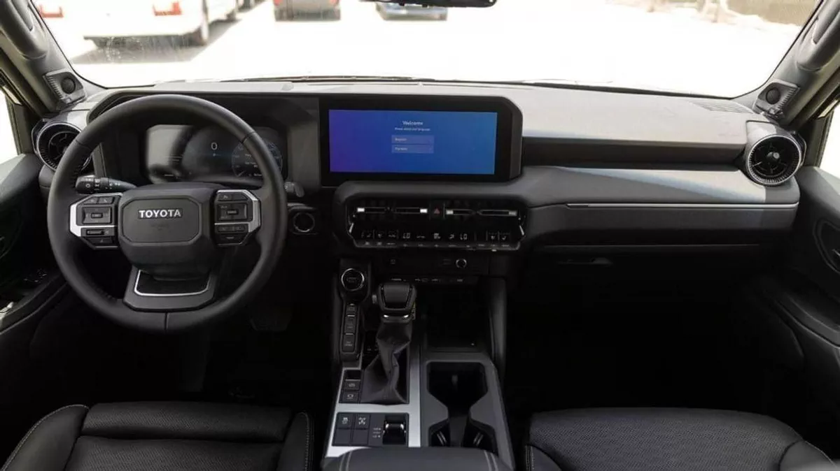 Toyota Prado VXR FULL OPTION DIESEL-7-0