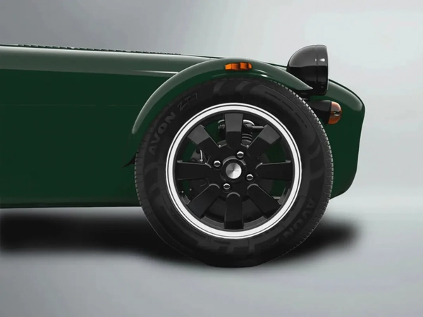 Cash: 179,000 AED | 2025 Caterham Seven 170S / Caterham Warranty