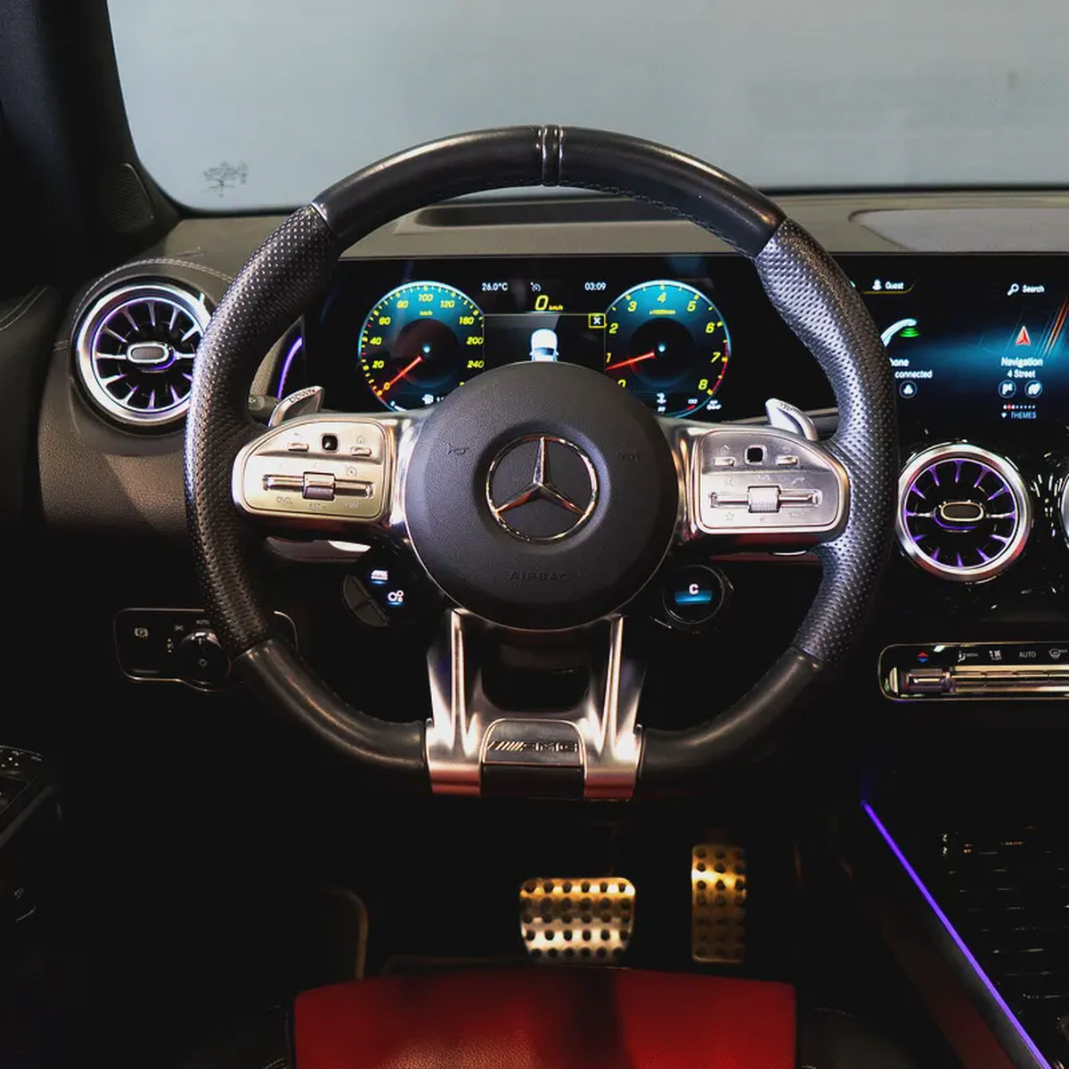 AED 3,065 p.m • 0% Downpayment • Mercedes GLB 35 AMG • 1 Year Warranty-13-13