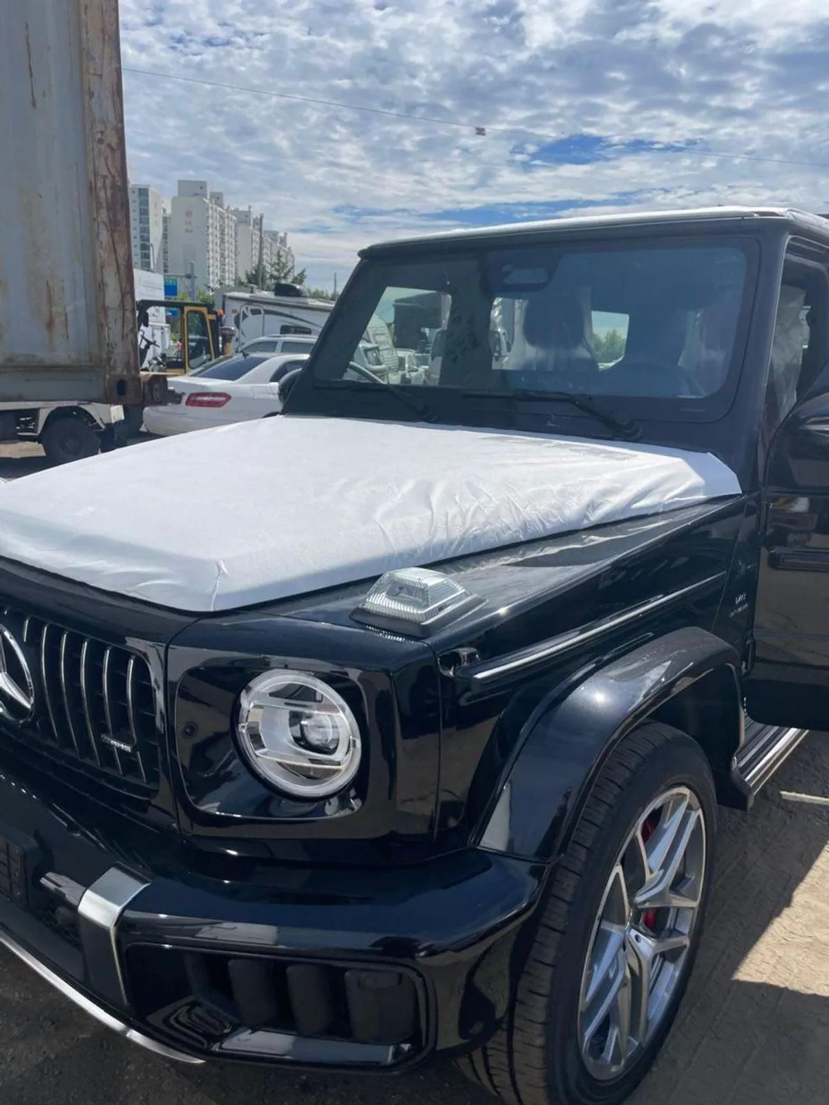 Mercedes Benz G63 AMG STD 4MATIC SUV-1-0