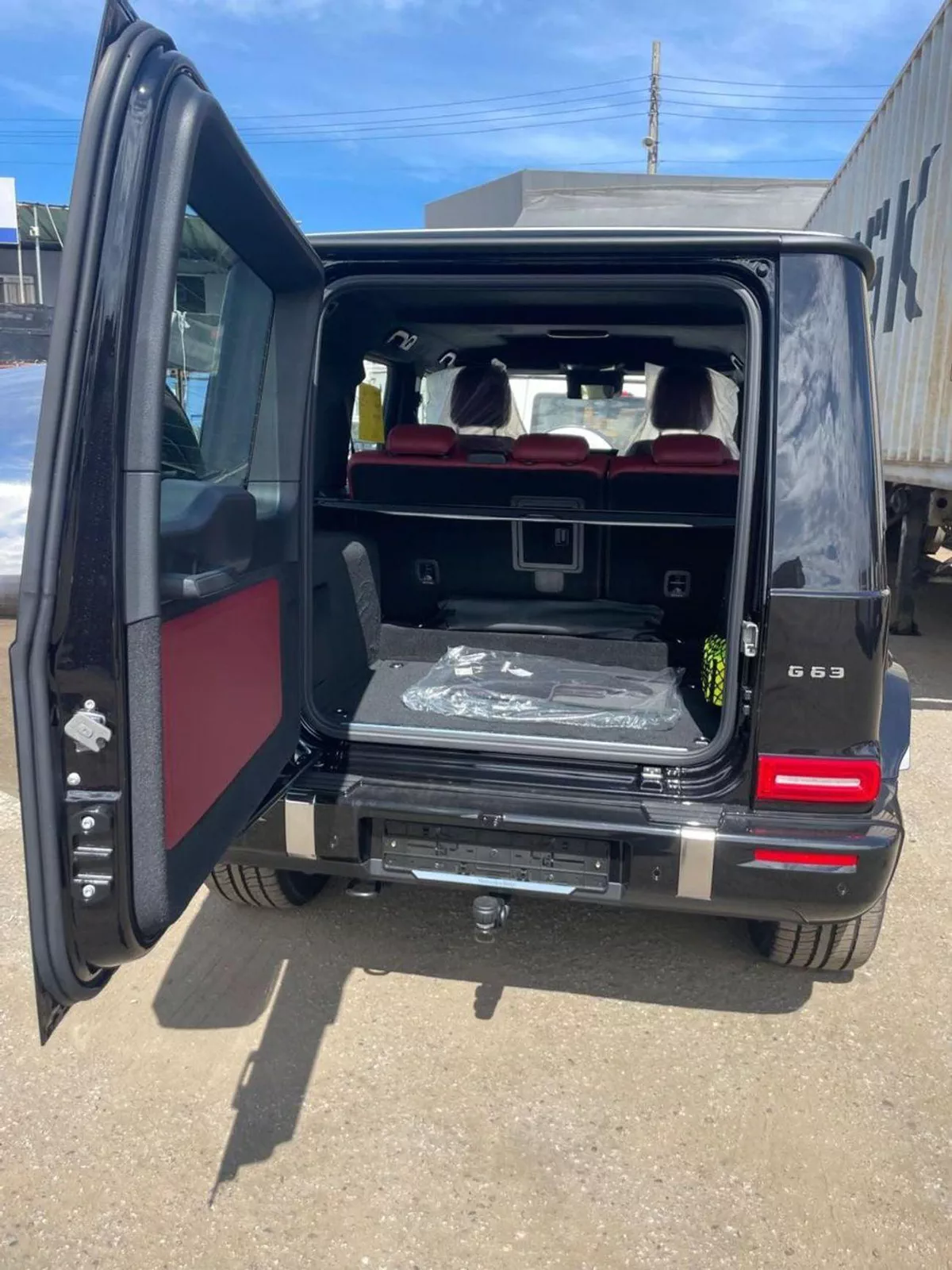 Mercedes Benz G63 AMG STD 4MATIC SUV-2-0