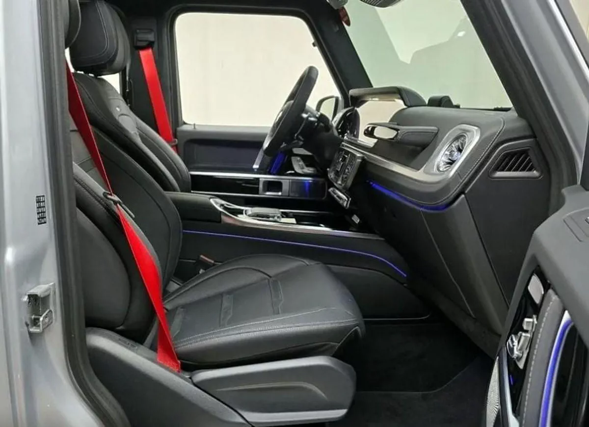 Mercedes Benz G63 AMG STD 4MATIC SUV-7-0