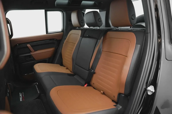 2026 LAND ROVER DEFENDER OCTA BLACK EDITION WITH WARRANTY AND SERVICE CONTRACT