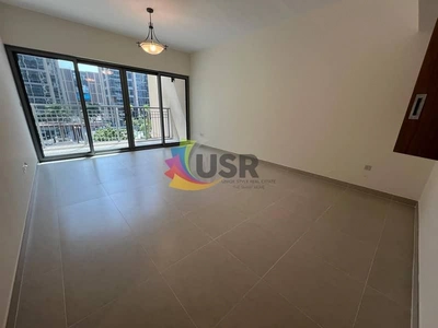 Spacious 2BR | Prime Deira Location | For 133,500-5