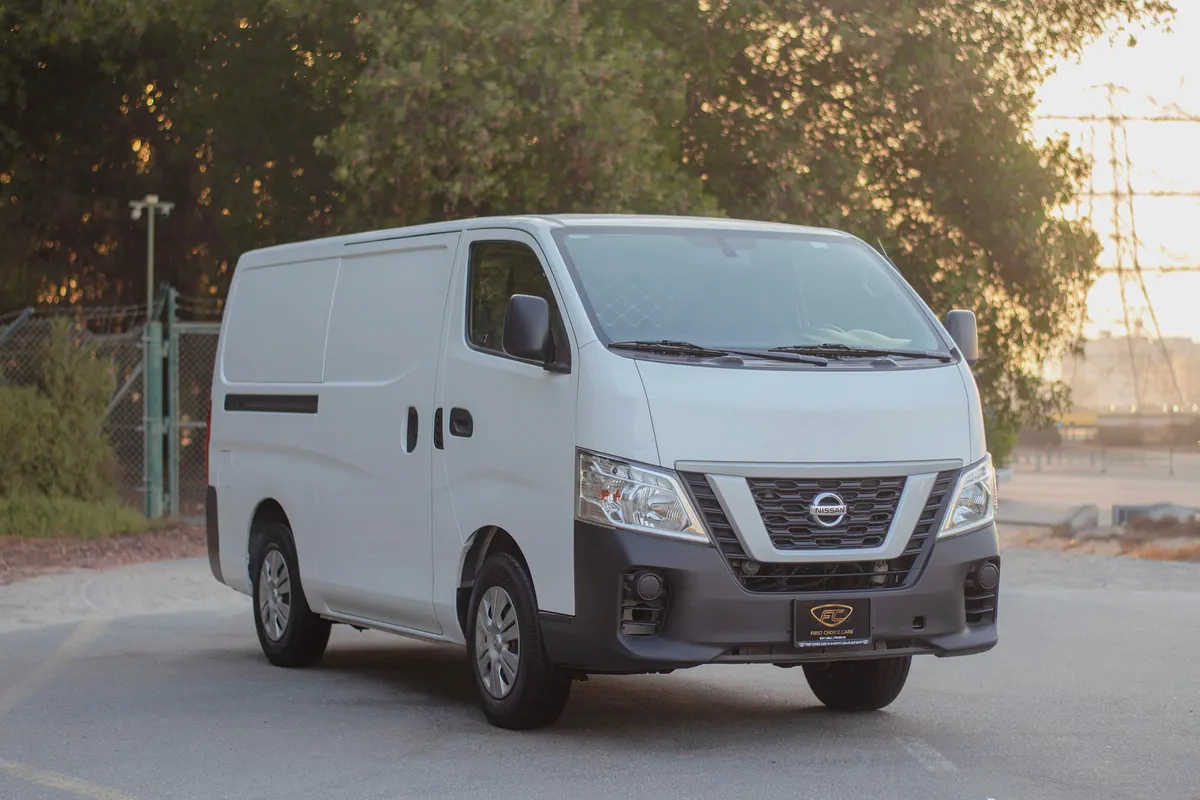 Urvan | Manual | Standard Roof Delivery Van | GCC Specs | Ref#N34808-1-1