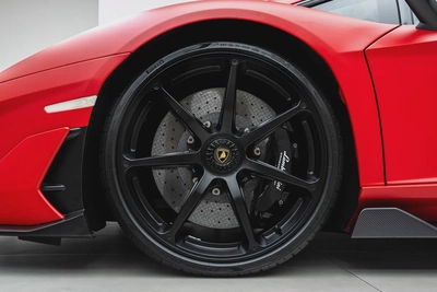 2019 LAMBORGHINI AVENTADOR SVJ-5