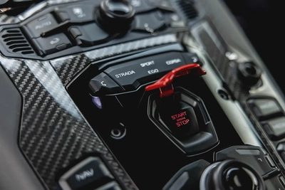 2019 LAMBORGHINI AVENTADOR SVJ-11