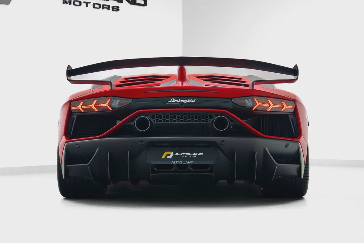 2019 LAMBORGHINI AVENTADOR SVJ-4-4