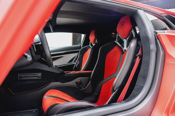 2019 LAMBORGHINI AVENTADOR SVJ
