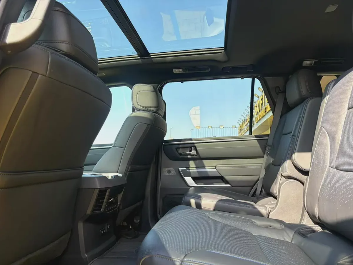 TOYOTA SEQUOIA 2024 MODEL - 4000KMS ONLY-8-8