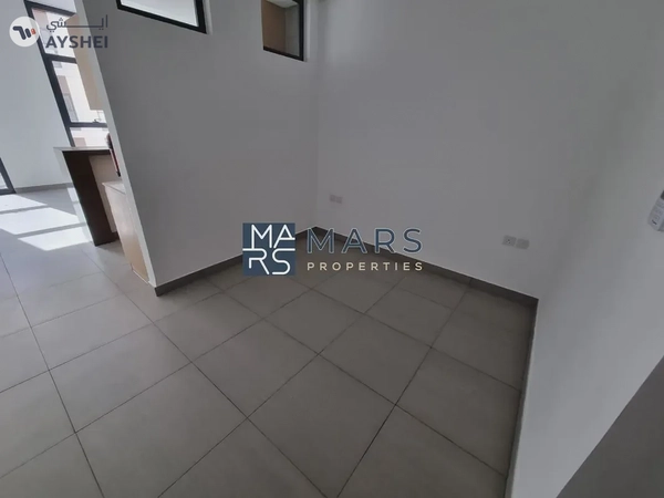 Spacious Studio with Partition for Rent in Al Mamsha, Sharjah – AED 36,000 Yearly