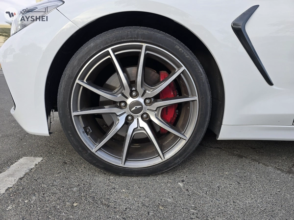 Genesis G70 GCC specs 3.3T RWD