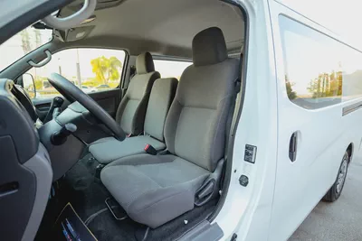 Urvan 6-Seater | Automatic | Standard Roof Delivery Van | GCC Specs | Ref#N32308-8
