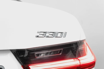 2,677 AED / 60 months | 0% DP | 2021 BMW 330i M-Sport / Full Service History-13