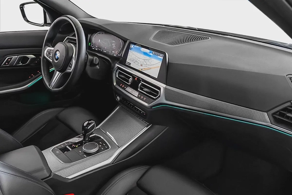 2,677 AED / 60 months | 0% DP | 2021 BMW 330i M-Sport / Full Service History