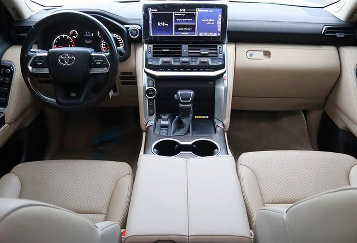 Toyota Land Cruiser GXR -8-8