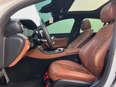 Mercedes-Benz E 300 2018 | GCC Specs | Pristine Condition-10