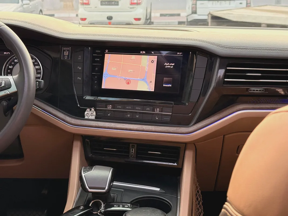 Volkswagen Touareg Highline Plus 2018 GCC Specs-11-11