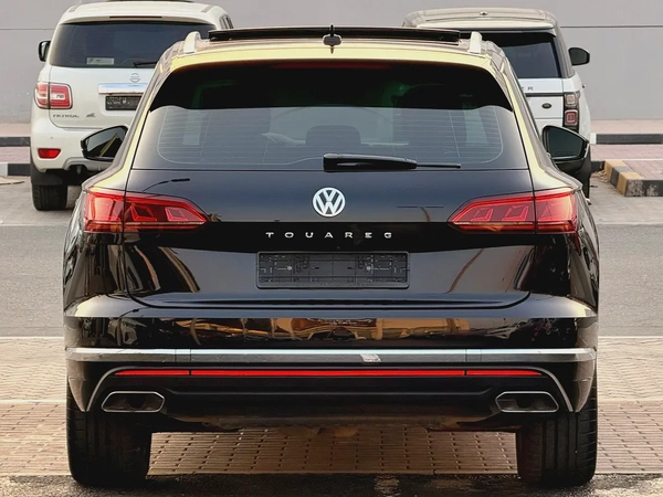 Volkswagen Touareg Highline Plus 2018 GCC Specs