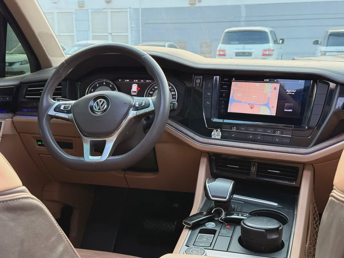 Volkswagen Touareg Highline Plus 2018 GCC Specs-7-7