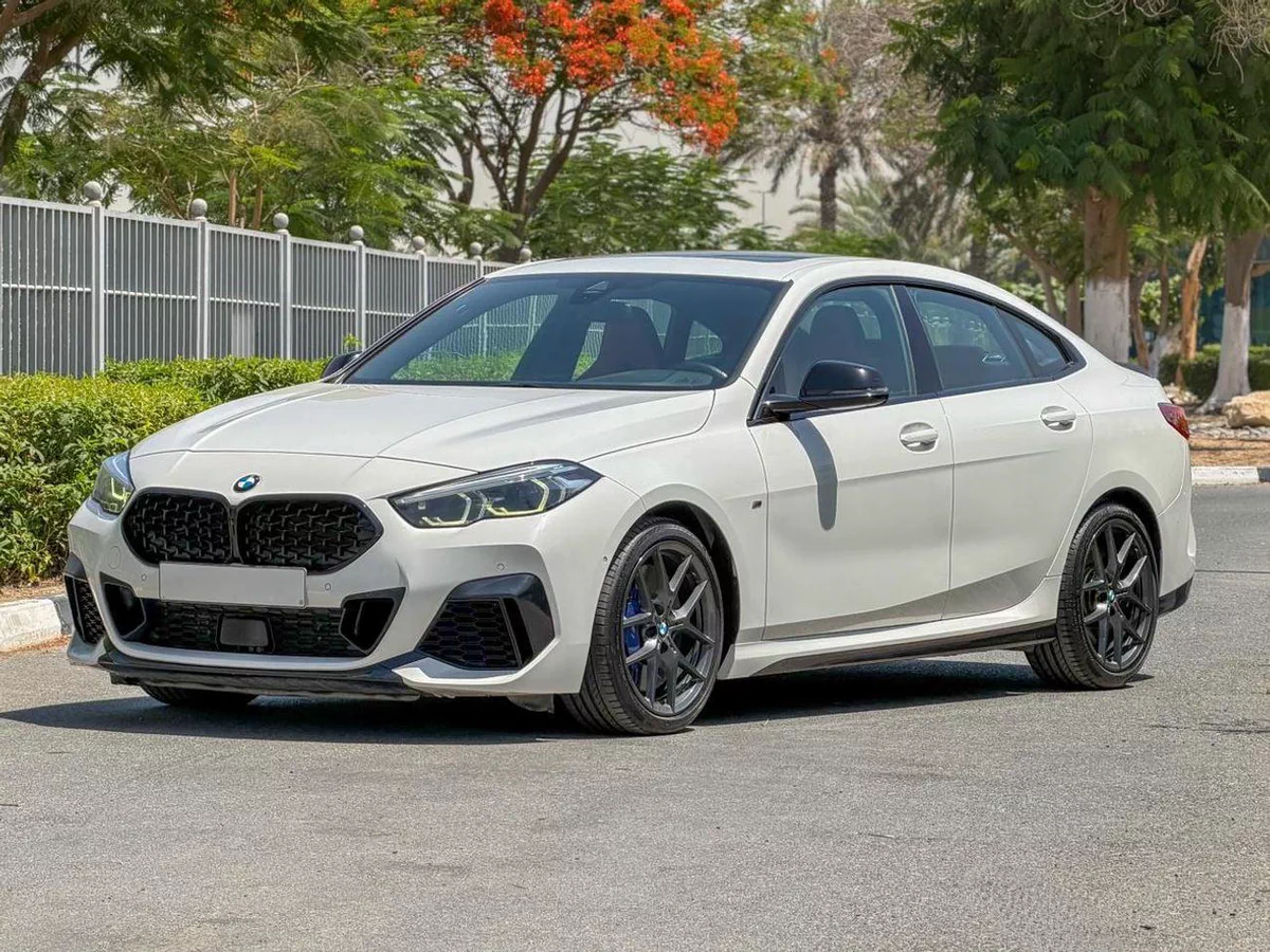BMW M235i -1-0