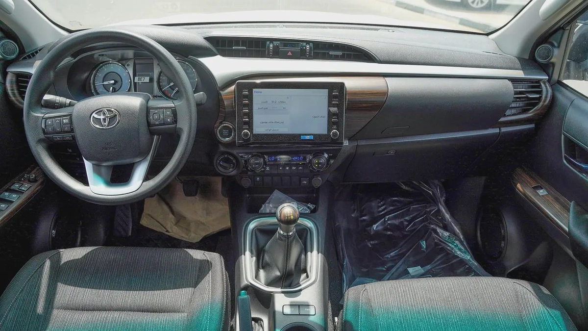 Toyota Hilux Double Cab DLS 2026 GCC Specs-6-6