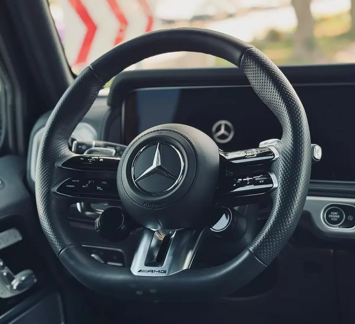 BENZ G63 AMG | 2025 | HYPER BLUE MAGNO | 8000KM DONE | FRESH JAPAN IMPORT-17-17