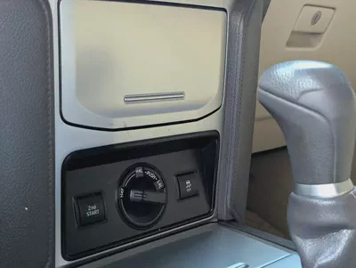 TOYOTA PRADO 2020 GCC V4 2.7L ACCIDENT FREE IN EXCELLENT CONDITION-10
