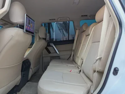 TOYOTA PRADO 2020 GCC V4 2.7L ACCIDENT FREE IN EXCELLENT CONDITION-3