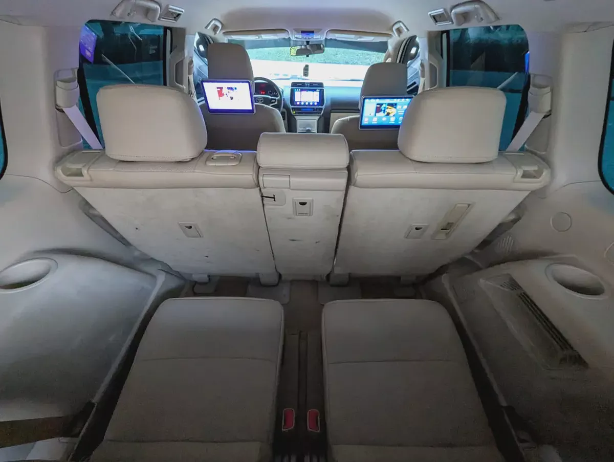 TOYOTA PRADO 2020 GCC V4 2.7L ACCIDENT FREE IN EXCELLENT CONDITION-5-5