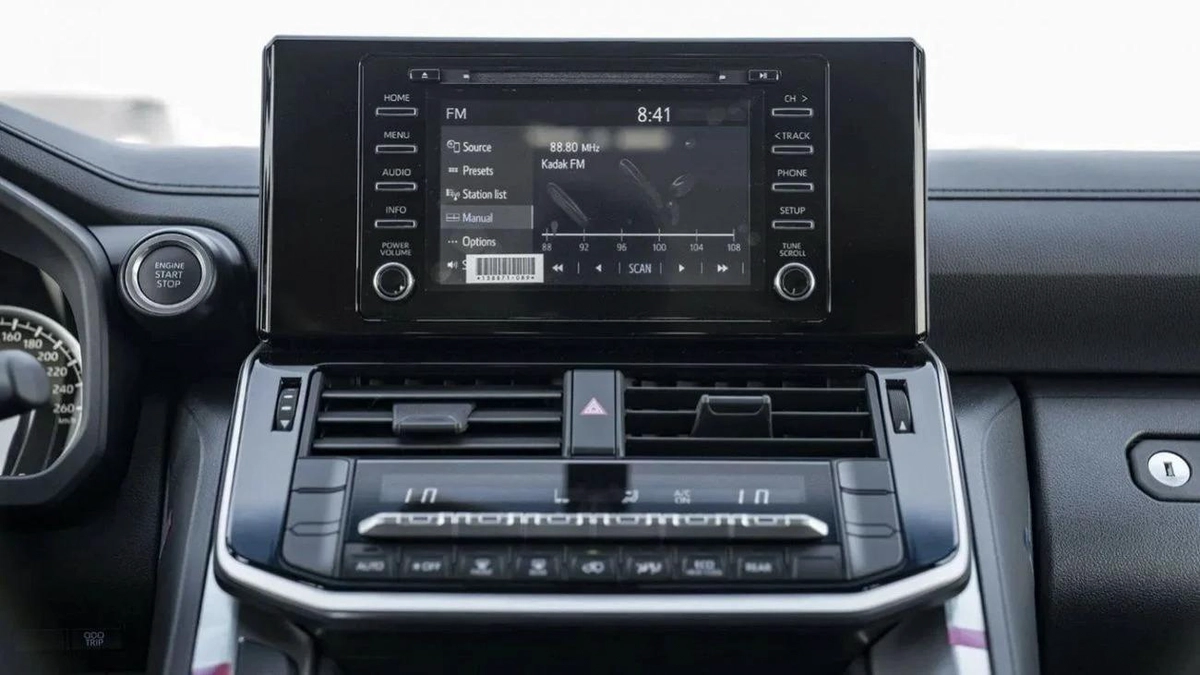 Toyota Land Cruiser (LHD) LC300 GXR 4.0P AT MY2025– GREY-4-4
