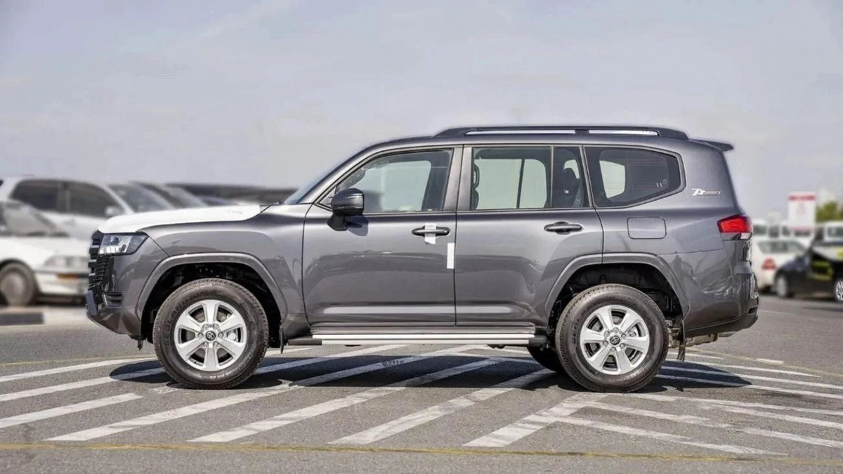 Toyota Land Cruiser (LHD) LC300 GXR 4.0P AT MY2025– GREY-11-11