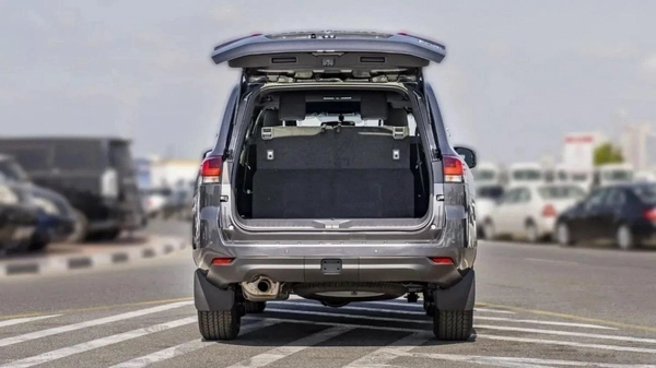 Toyota Land Cruiser (LHD) LC300 GXR 4.0P AT MY2025– GREY