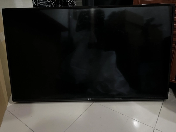 LG Smart 4K TV 49inch