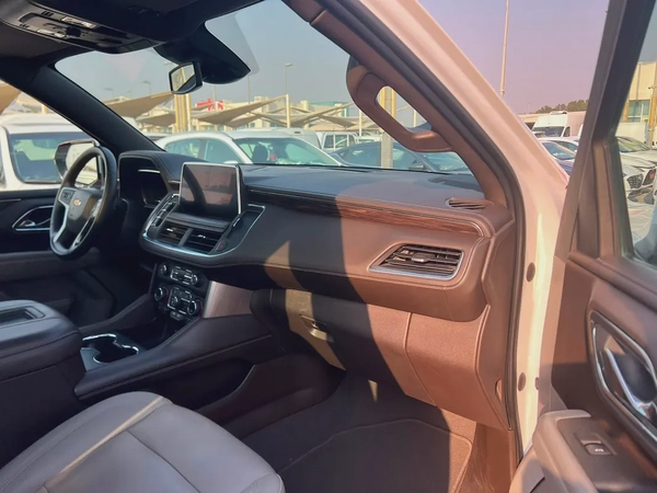 2023 Chevrolet Suburban LT | 360 Camera | GCC | V8, 5.3 | Ref#1071