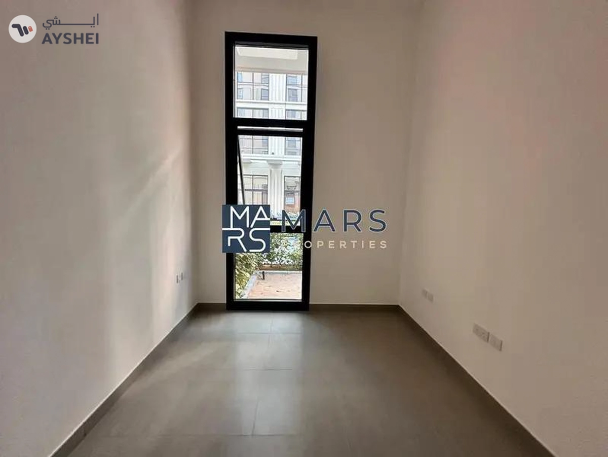 Charming 1BHK with Private Garden Retreat