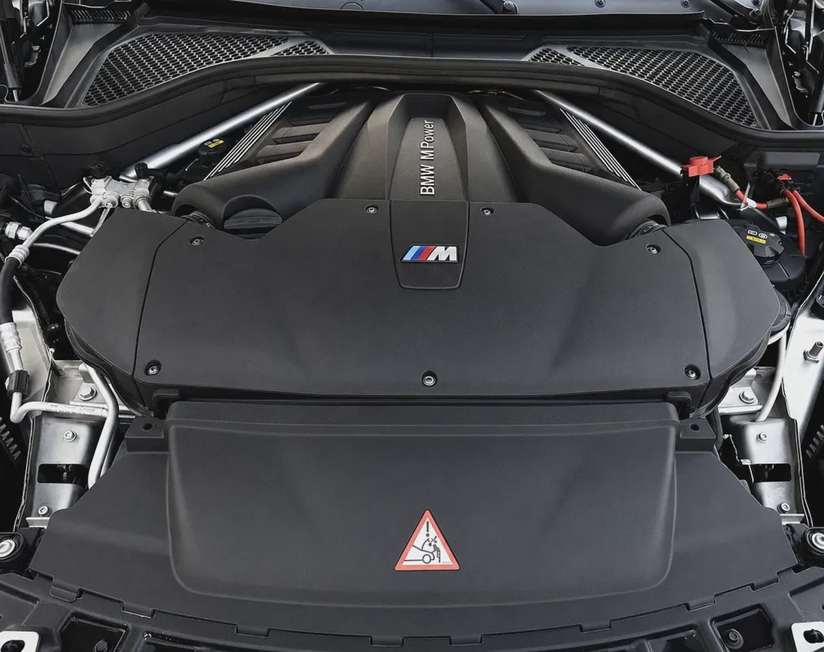 2019 BMW X6M-16-16