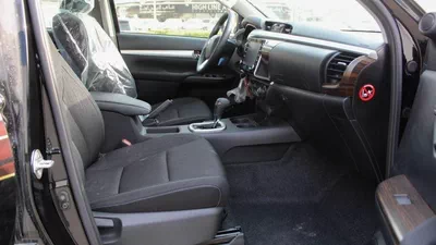 Toyota Hilux SGLX TOYOTA 2.4L D DC 4WD AT Full option-11