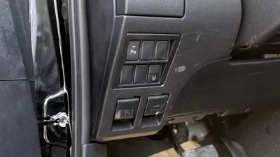 Toyota Hilux SGLX TOYOTA 2.4L D DC 4WD AT Full option-15