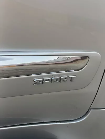 2010 Lexus LX 570 Sport GCC Specs-10